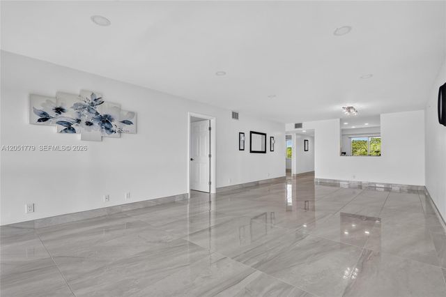 1501 SW 134th Way 403D, Pembroke Pines, FL 33027