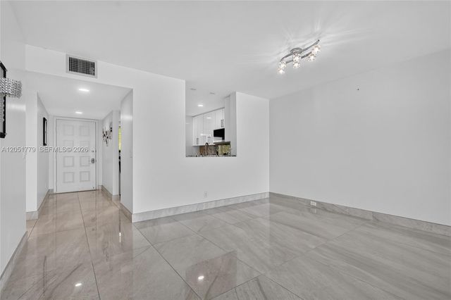 1501 SW 134th Way 403D, Pembroke Pines, FL 33027