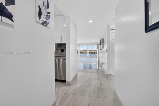 1501 SW 134th Way 403D, Pembroke Pines, FL 33027