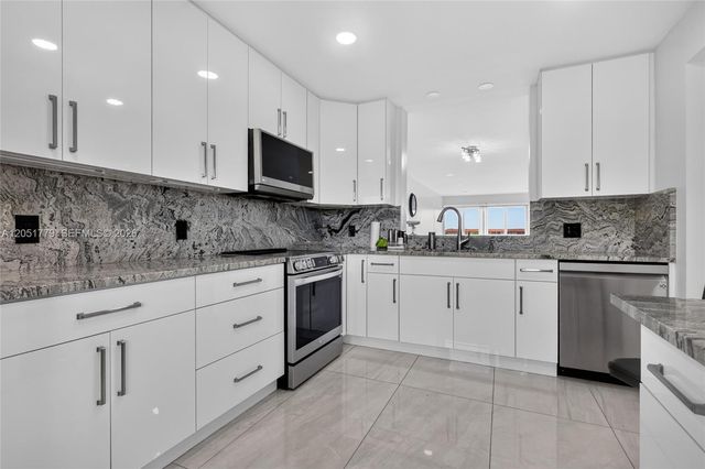 1501 SW 134th Way 403D, Pembroke Pines, FL 33027
