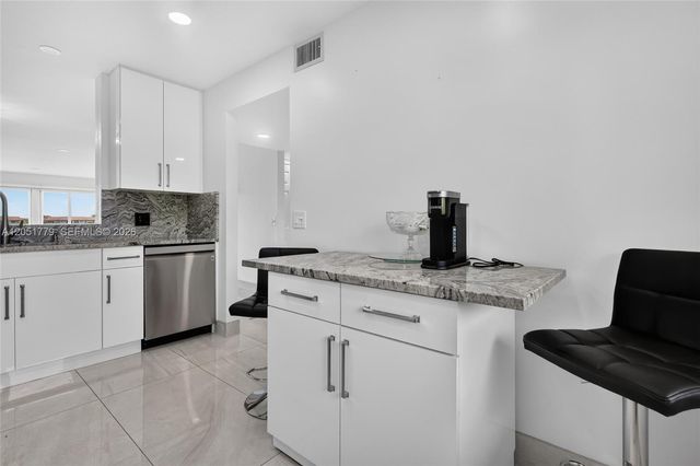 1501 SW 134th Way 403D, Pembroke Pines, FL 33027