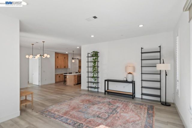 45298 Tom Blalock St 110, Fremont, CA 94539