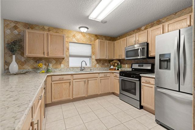 3024 MACON COURT, The Villages, FL 32162