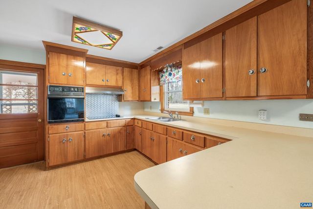 4112 DICKERSON RD, Charlottesville, VA 22911