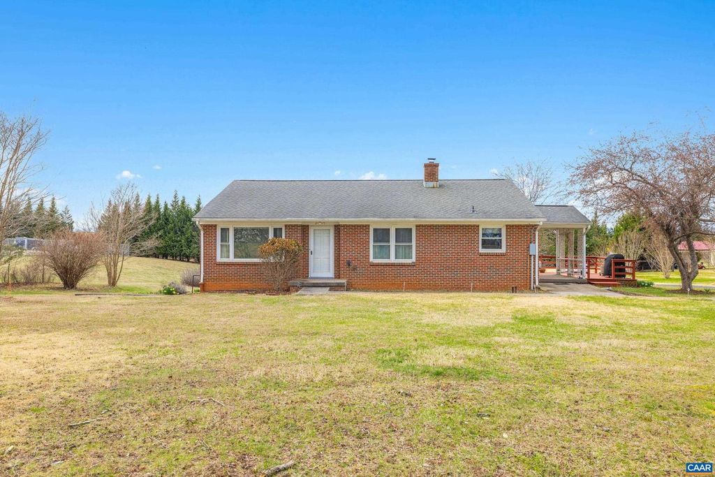 4112 DICKERSON RD, Charlottesville, VA 22911