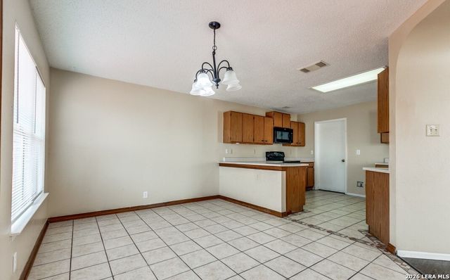 2943 BROAD PLAIN DR, San Antonio, TX 78245