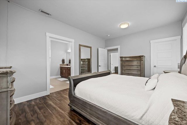 3920 Peppertree Ct., Pasco, WA 99301