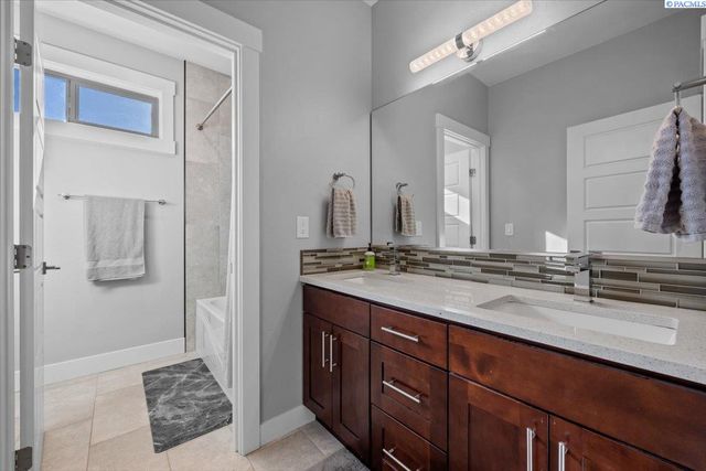 3920 Peppertree Ct., Pasco, WA 99301