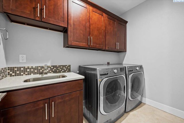 3920 Peppertree Ct., Pasco, WA 99301