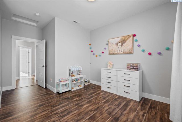 3920 Peppertree Ct., Pasco, WA 99301