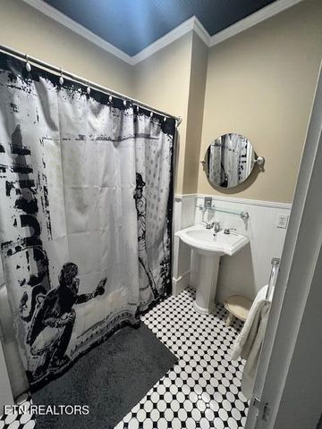 1706 Old Niles Ferry Rd, Maryville, TN 37803