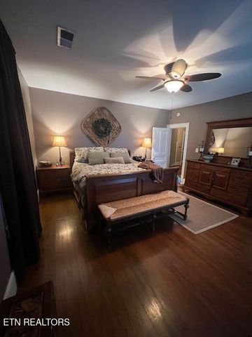 1706 Old Niles Ferry Rd, Maryville, TN 37803