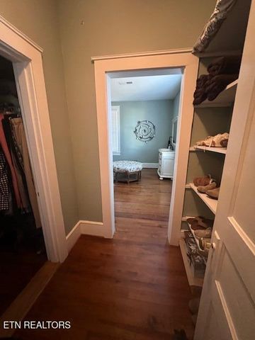 1706 Old Niles Ferry Rd, Maryville, TN 37803