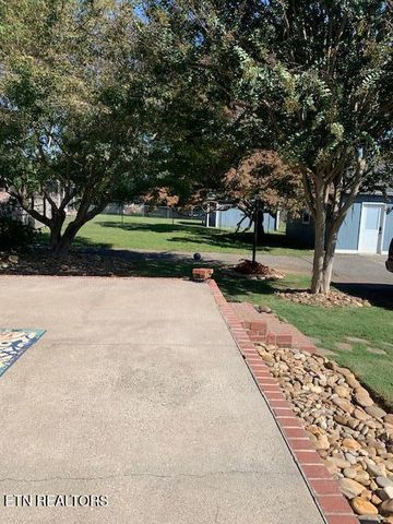 1706 Old Niles Ferry Rd, Maryville, TN 37803