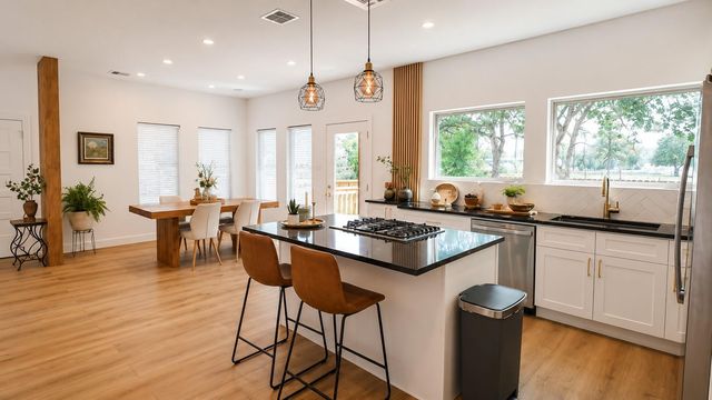 7321 Elbert Street, Houston, TX 77028