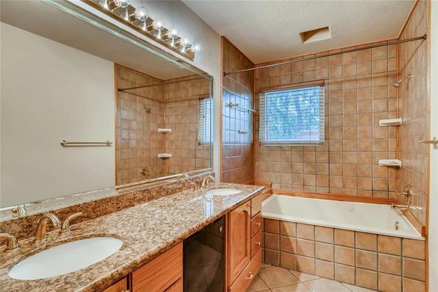 1600 Whitney WAY, Austin, TX 78741