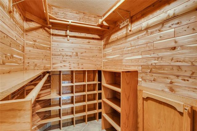 1600 Whitney WAY, Austin, TX 78741