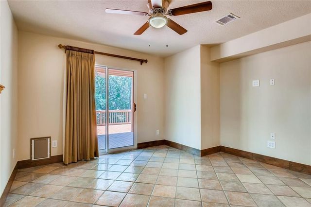 1600 Whitney WAY, Austin, TX 78741