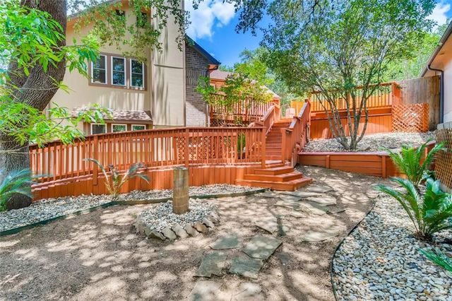 1600 Whitney WAY, Austin, TX 78741