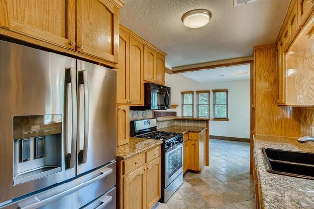 1600 Whitney WAY, Austin, TX 78741