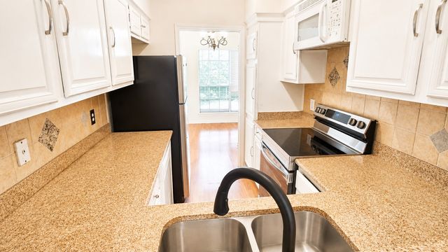 8550 Fair Oaks Crossing 114, Dallas, TX 75243