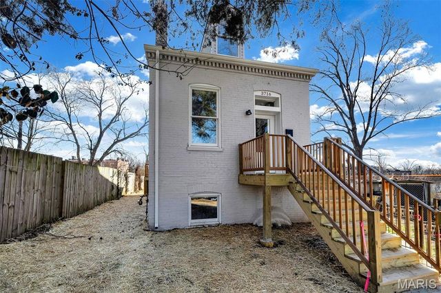 3716 Illinois Avenue, St Louis, MO 63118