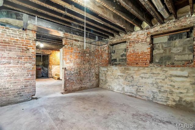 3716 Illinois Avenue, St Louis, MO 63118