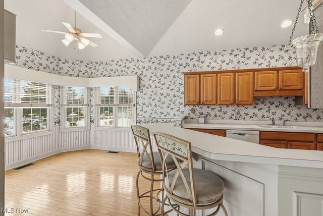 2804 Valley Road, Cuyahoga Falls, OH 44223