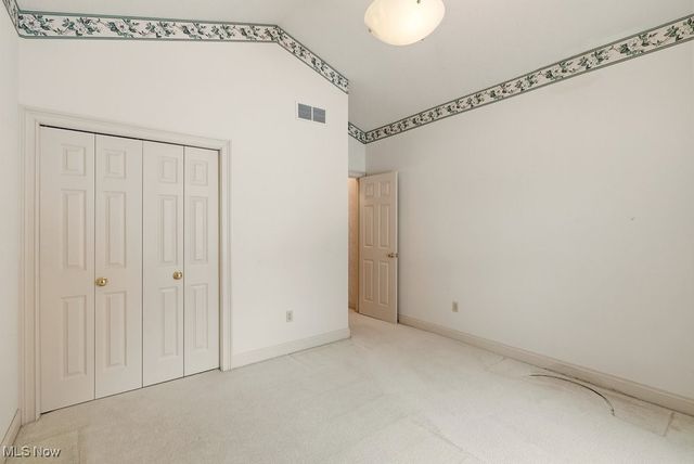 2804 Valley Road, Cuyahoga Falls, OH 44223