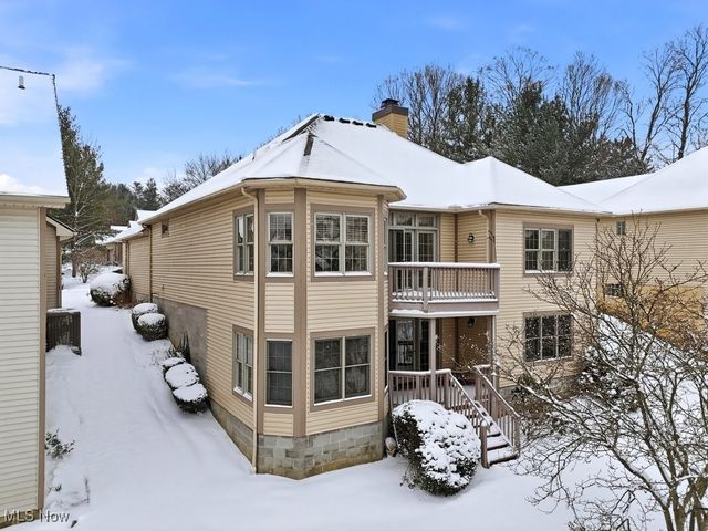 2804 Valley Road, Cuyahoga Falls, OH 44223