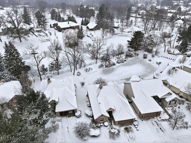 2804 Valley Road, Cuyahoga Falls, OH 44223