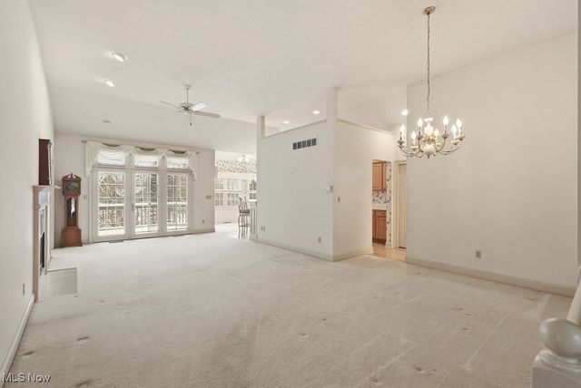 2804 Valley Road, Cuyahoga Falls, OH 44223