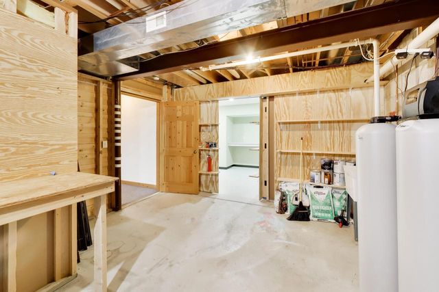 4374 108th STREET, Franksville, WI 53126