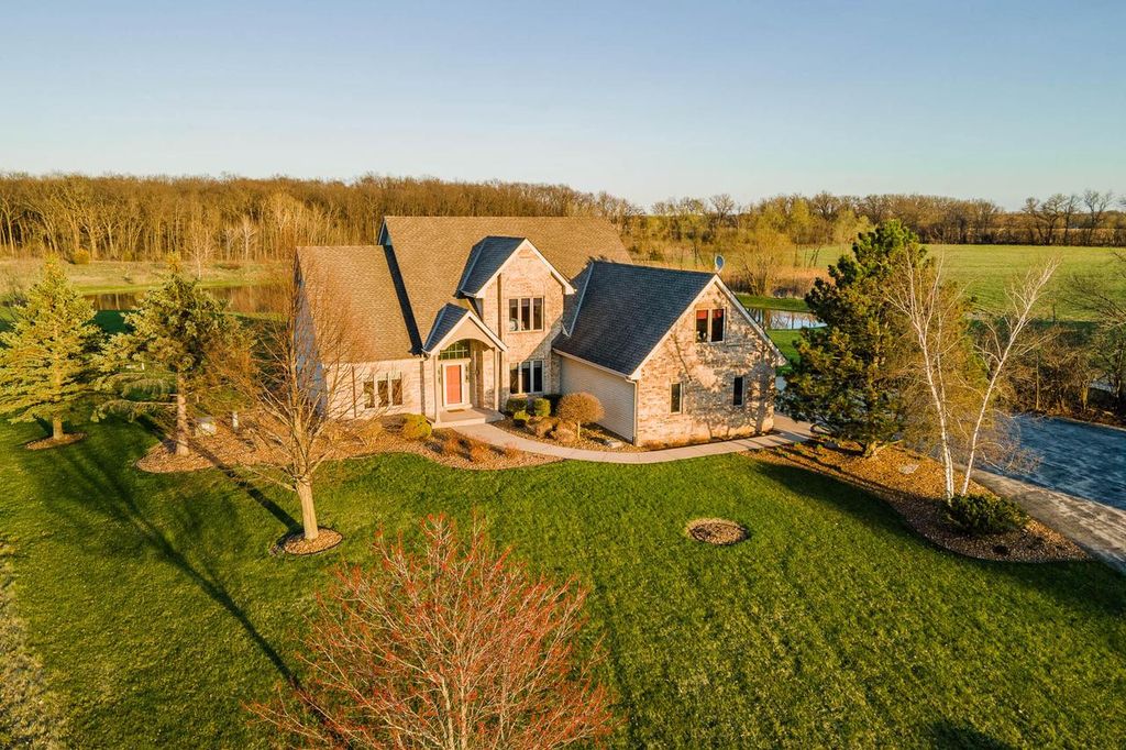 4374 108th STREET, Franksville, WI 53126