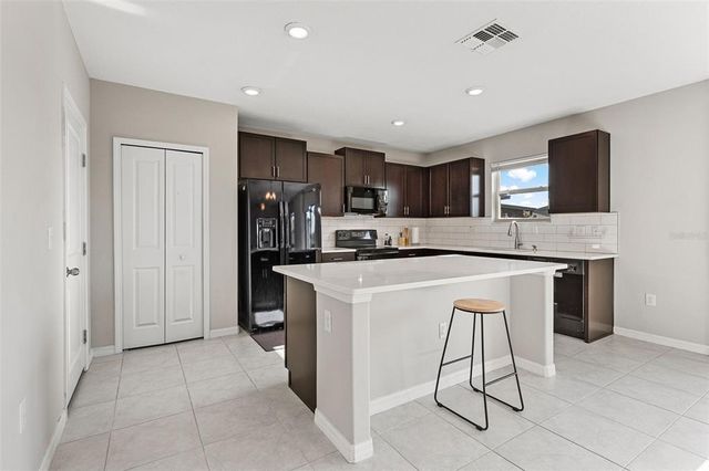 5553 TURKEY CREEK WAY, Lakeland, FL 33811