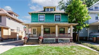 1527 Woodward Avenue, Lakewood, OH 44107