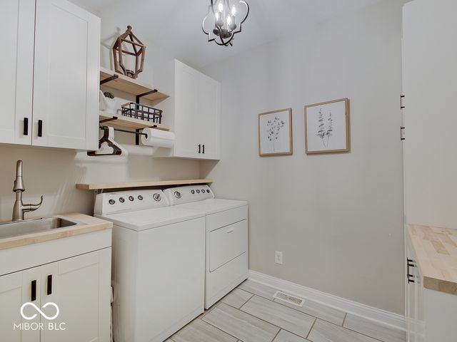 1722 Woodcroft Court, Greenwood, IN 46143