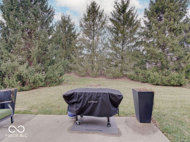 1722 Woodcroft Court, Greenwood, IN 46143