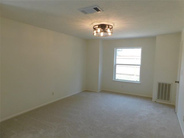 15414 Pleasant Valley Road, Houston, TX 77062