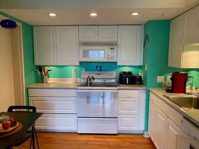 1731 Beacon Street 711, Brookline, MA 02445