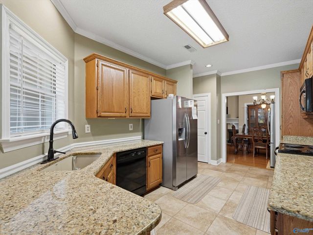 512 Sussex Drive SW, Huntsville, AL 35824