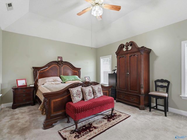 512 Sussex Drive SW, Huntsville, AL 35824
