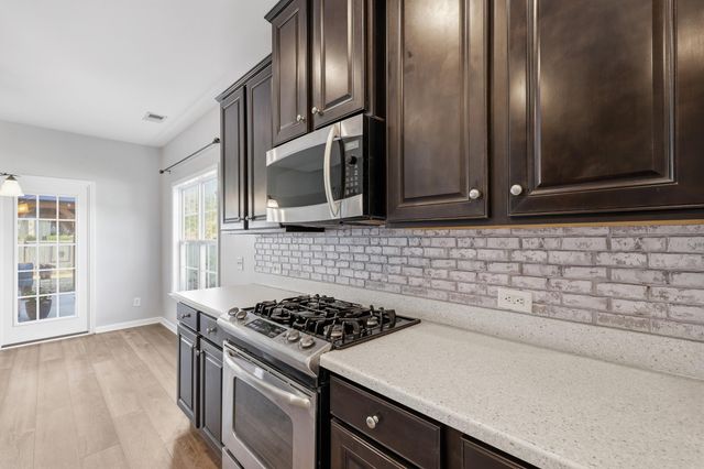 1810 Crossbill Trail, Hanahan, SC 29410