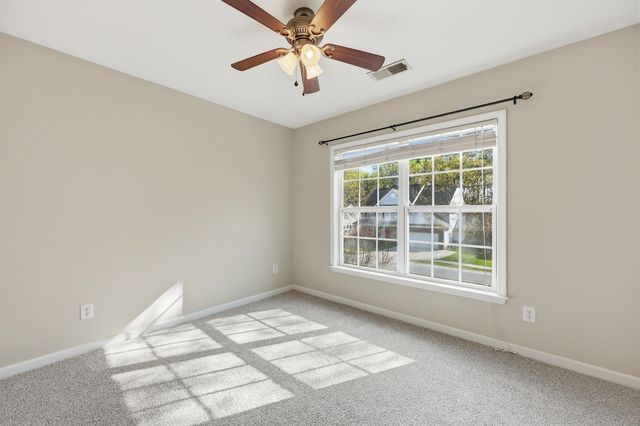 1810 Crossbill Trail, Hanahan, SC 29410