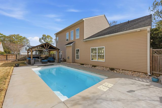 1810 Crossbill Trail, Hanahan, SC 29410