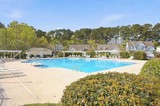 1810 Crossbill Trail, Hanahan, SC 29410