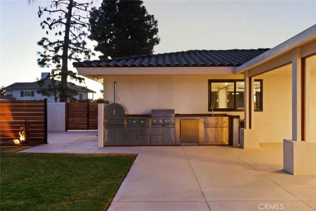 10722 Adams Circle, Villa Park, CA 92861