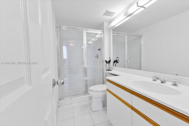 3500 Mystic Pointe Drive 2101, Aventura, FL 33180