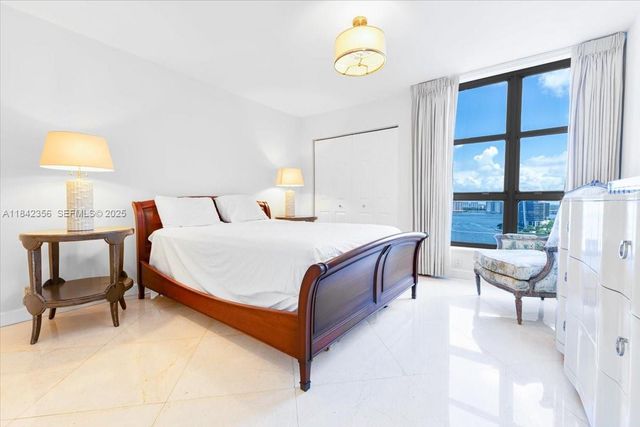 3500 Mystic Pointe Drive 2101, Aventura, FL 33180