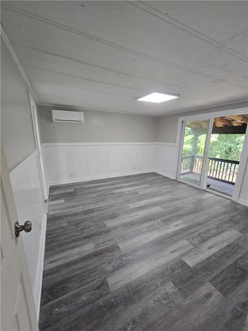 2480 Brand Drive, Gainesville, GA 30506